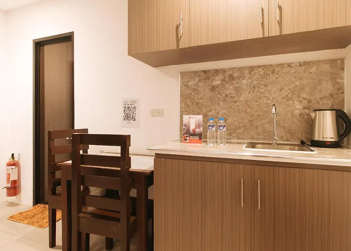Hotel Reddoorz At Shandong 2*
